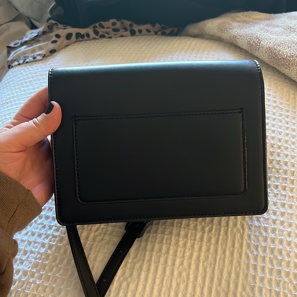 Charles & Keith Crossbody - Picture 4 of 7